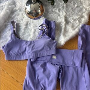 Lavender Vuori Activewear Set Size Small